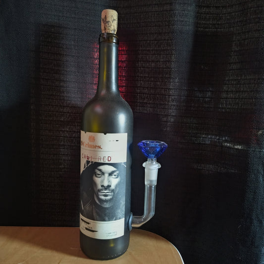 19 Crimes Water Bong